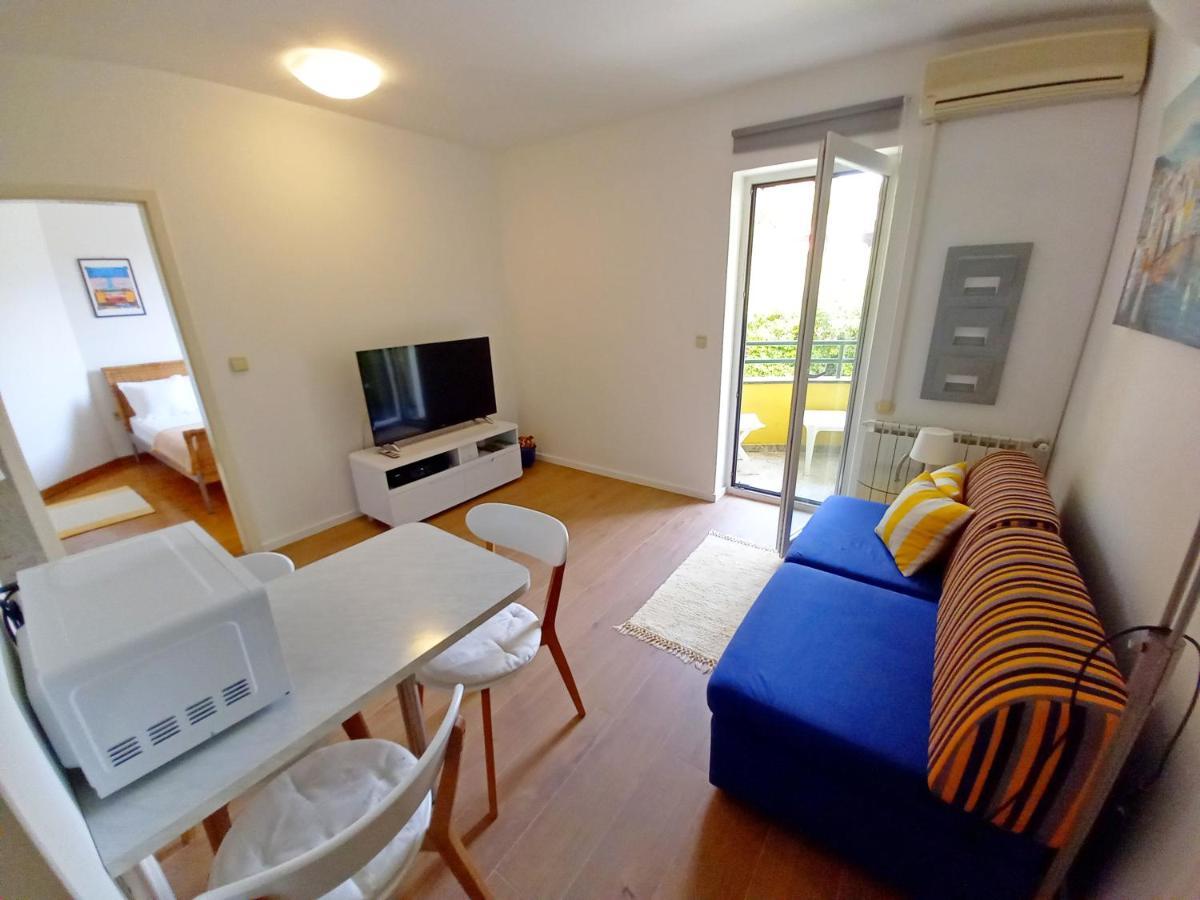 Apartment Lungomare พูลา ภายนอก รูปภาพ